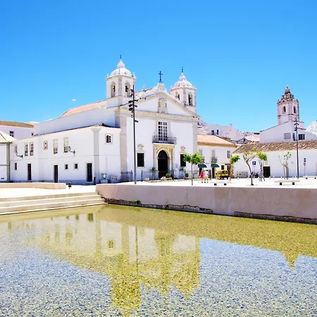 Casa Antiga * Lagos